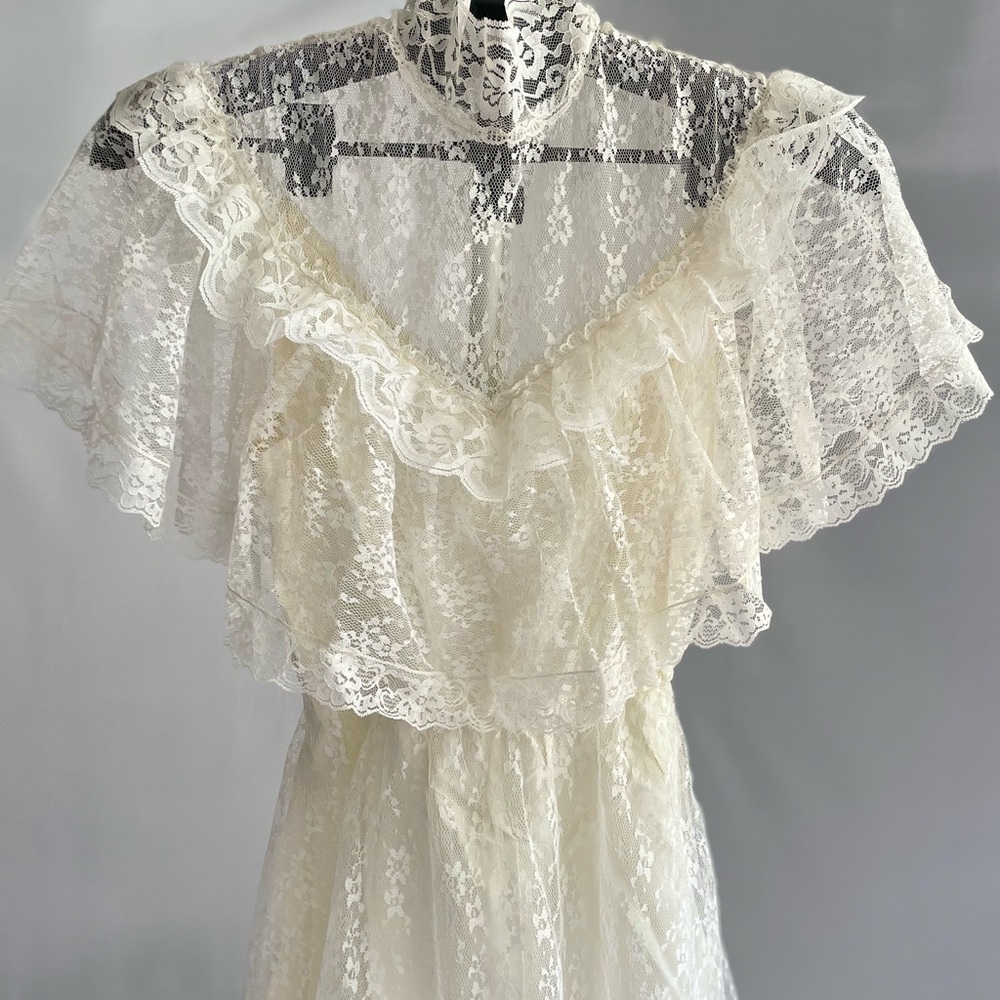 Vintage Ruffled Tiered Off-Shoulder Bridal Gown - Picture 3 of 12
